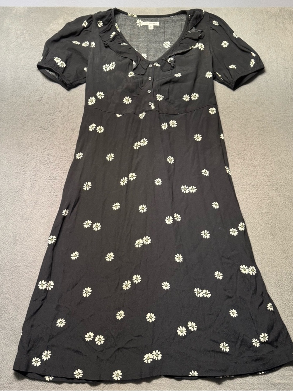 Free Assembly Womens M Dress Black Floral V Neck Button Detail Midi Boho EUC